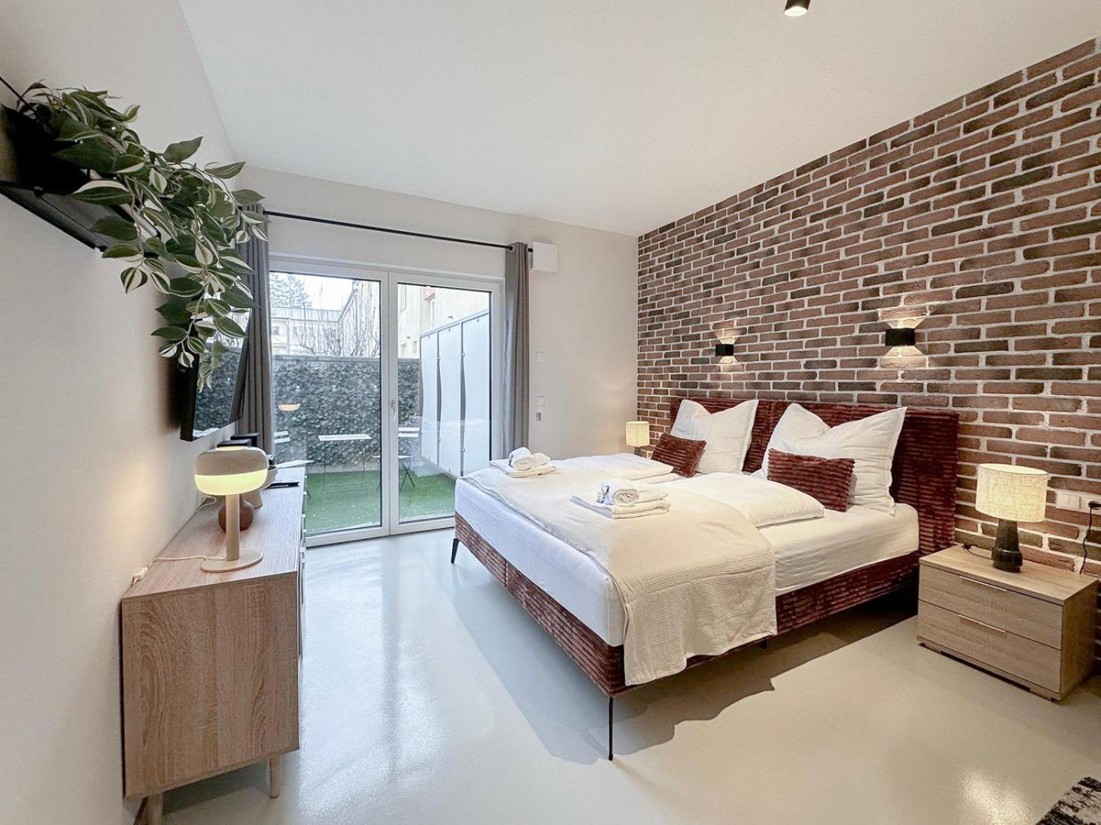 Cosy With Garden Apartment *